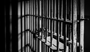 Man-hunt launched after thirteen awaiting-trial prisoners escape from police holding cells in Polokwane
